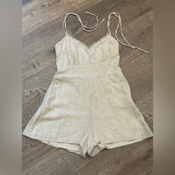 Abercrombie Linen-Blend Romper Oatmeal Size Medium Boho - Picture 4 of 10